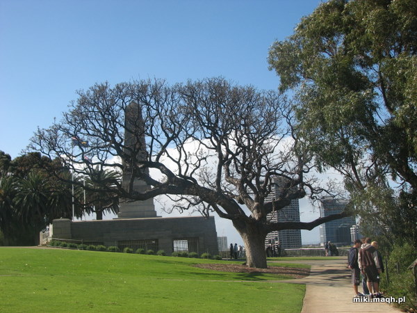 Kings Park War Memorial
