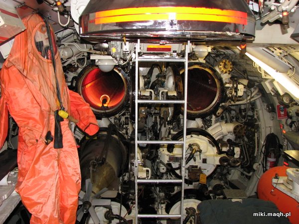 HMAS Ovens submarine
