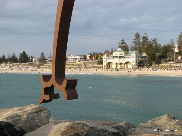 Sculpture by the Sea - part III