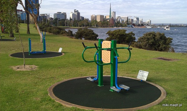 Jesienna przejażdzka rowerem wokół Perth Jesienna przejażdzka rowerem wokół Perth